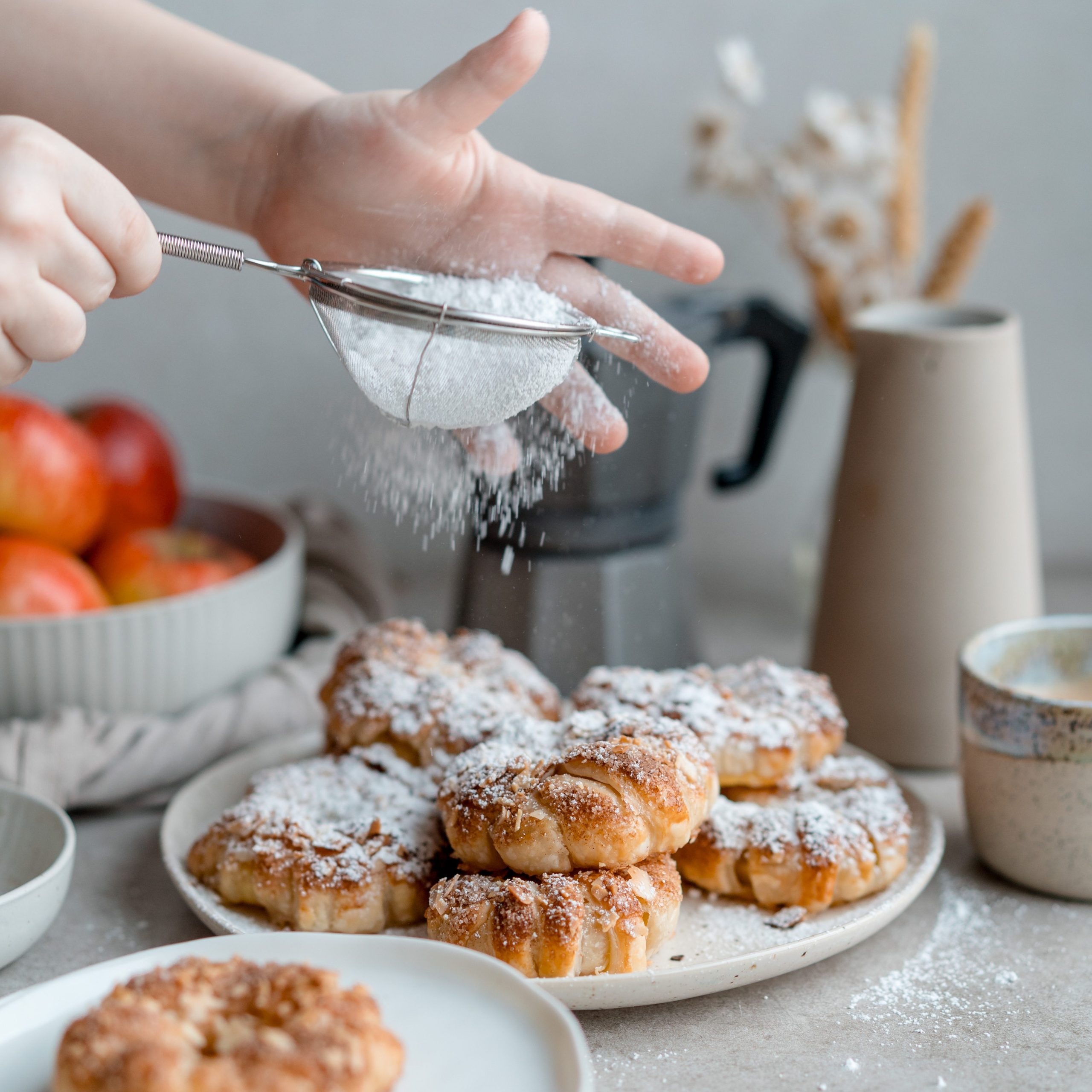 Apfelringe im Blätterteig